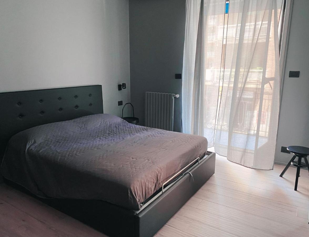 Duo Apartment Салерно Екстериор снимка