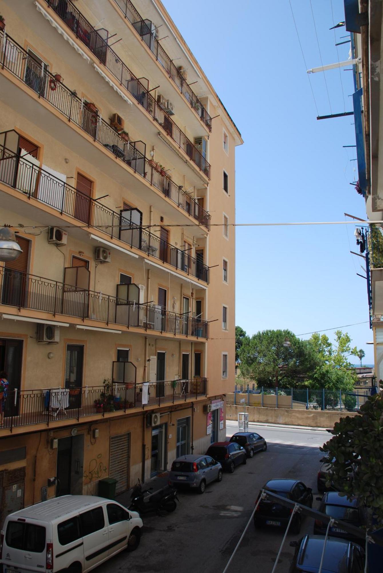 Duo Apartment Салерно Екстериор снимка